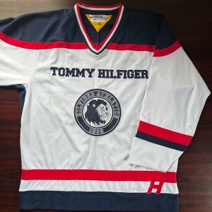 Vintage Tommy Hilfiger Athletics Hockey Jersey Lion Size Large